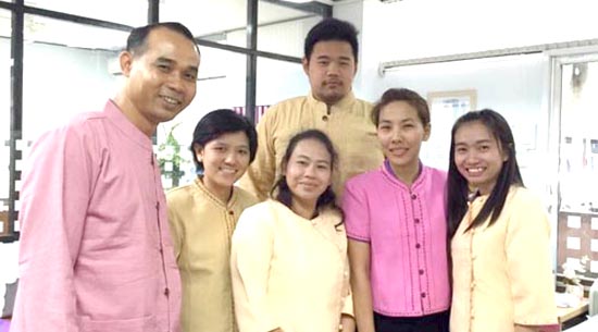 23 พ.ค. 59 : กิจกรรมรณรงค์การอนุรักษ์การนุ้งผ้าไทย